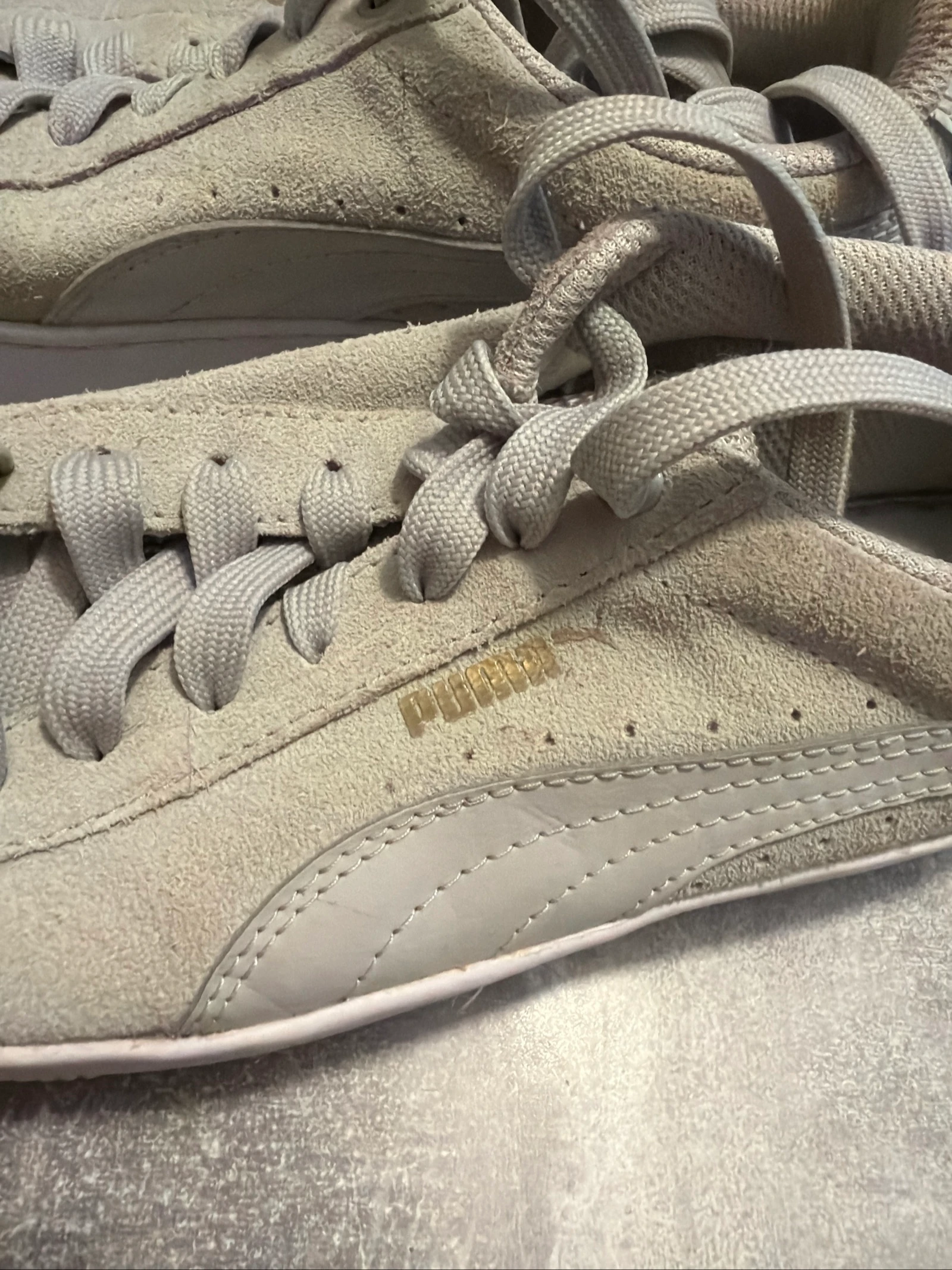 Zapato puma caqui con suela blanca talla 38 en buen estado – photo 2